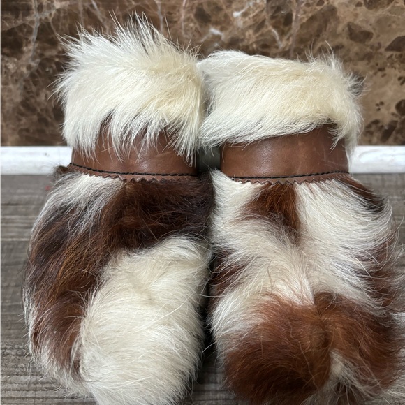 Vintage cow hide fur wooden clogs. - 8 - unique! - Picture 4 of 8